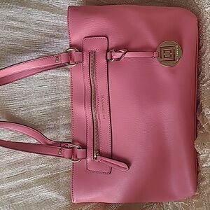 LIZ CLAIBORNE NWOT JESS CARNATION HANDBAG
